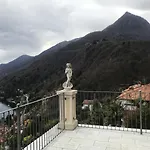 Apartment Paradiso
