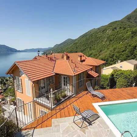 Paradiso Apartment *